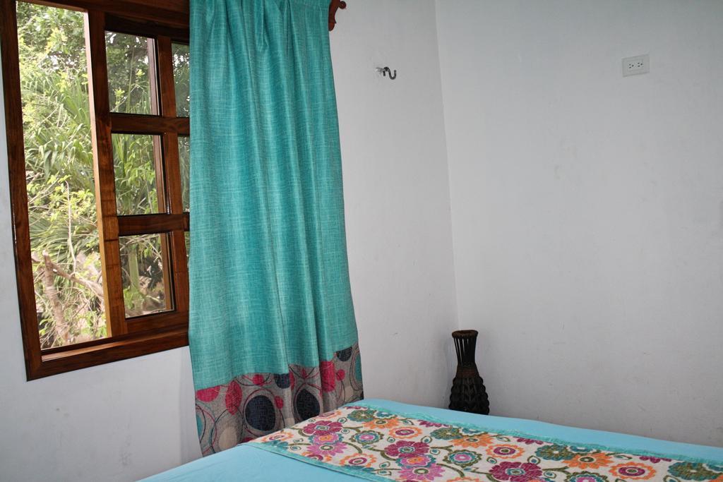 Yaxche Centro Hostal Y Camping Bacalar Bagian luar foto