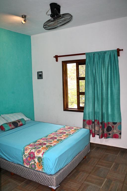 Yaxche Centro Hostal Y Camping Bacalar Bagian luar foto