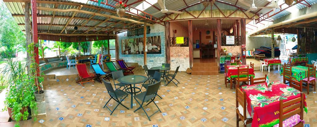 Yaxche Centro Hostal Y Camping Bacalar Bagian luar foto